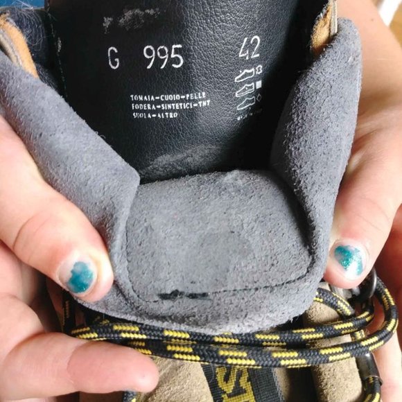 Women's Hiking/Mountaineering Boots - Picture 4 of 4